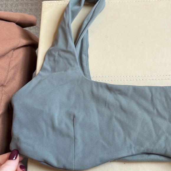 Top / bra - Picture 2 of 6